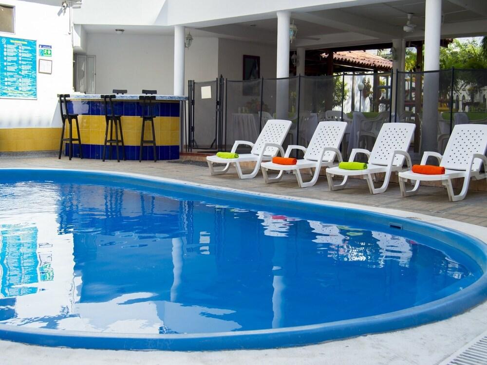 Hotel Edmar Санта-Марта Екстер'єр фото